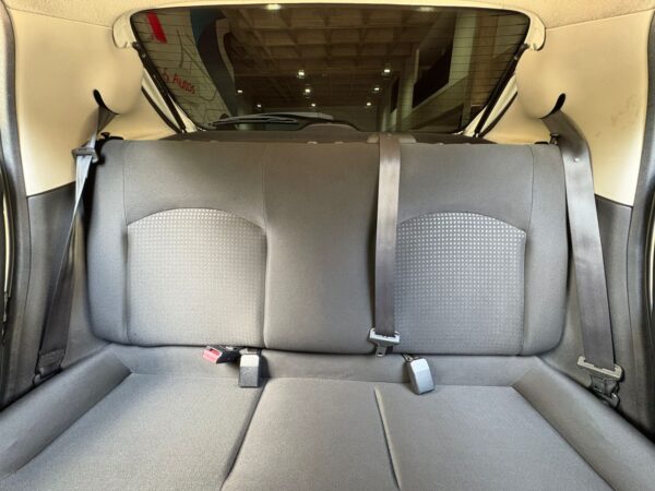 PEUGEOT 206 2012 - Imagen 10