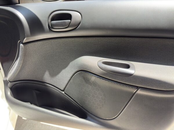 PEUGEOT 206 2012 - Imagen 24