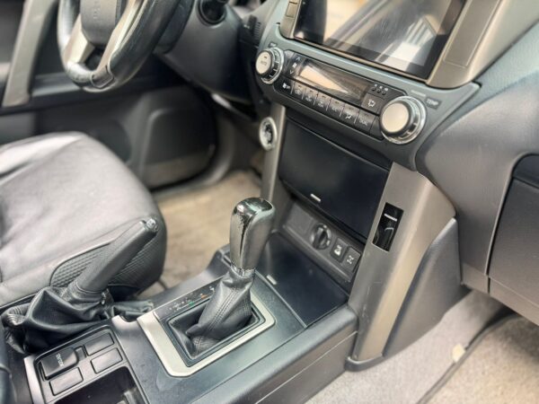 TOYOTA PRADO TXL 2012 - Imagen 19