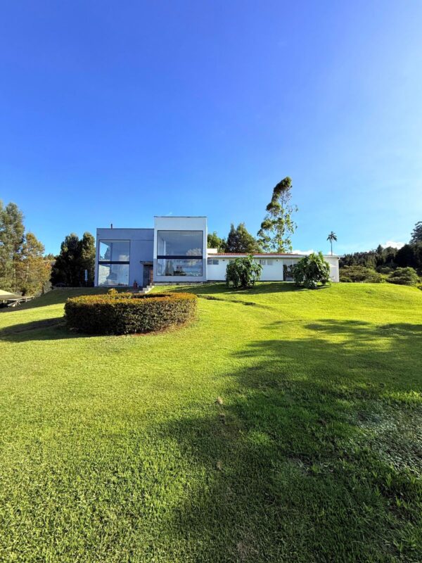 FINCA PIEDRAS BLANCAS, GUARNE, ANTIOQUIA