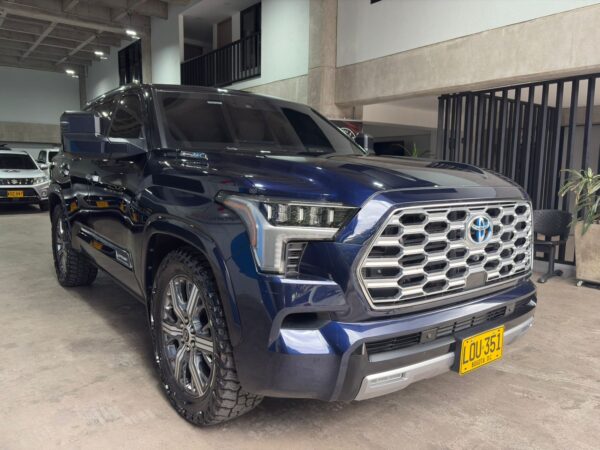 TOYOTA SEQUOIA CAPSTONE 2023 - Imagen 3
