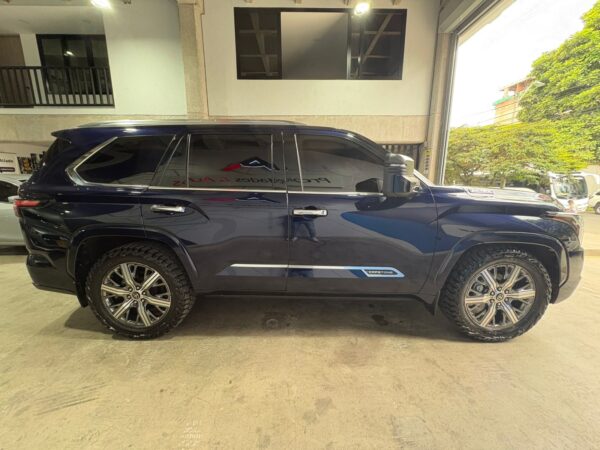 TOYOTA SEQUOIA CAPSTONE 2023 - Imagen 4