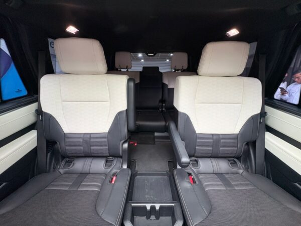 TOYOTA SEQUOIA CAPSTONE 2023 - Imagen 10