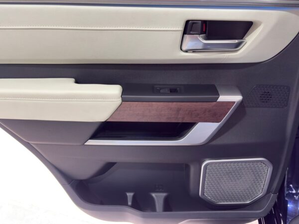 TOYOTA SEQUOIA CAPSTONE 2023 - Imagen 18