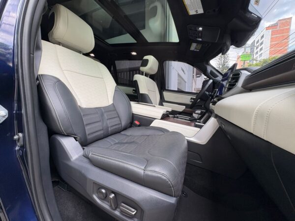 TOYOTA SEQUOIA CAPSTONE 2023 - Imagen 29