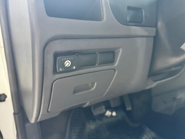 NISSAN FRONTIER ESTACAS PUBLICO 2013 - Imagen 10