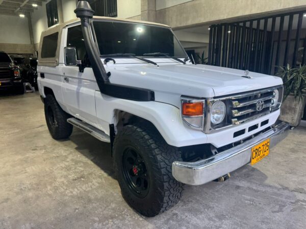 TOYOTA LAND CRUISER FJ 73 1995 - Imagen 3