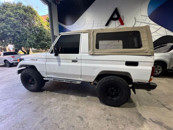 TOYOTA LAND CRUISER FJ 73 1995 - Imagen 8