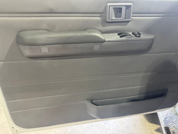 TOYOTA LAND CRUISER FJ 73 1995 - Imagen 15