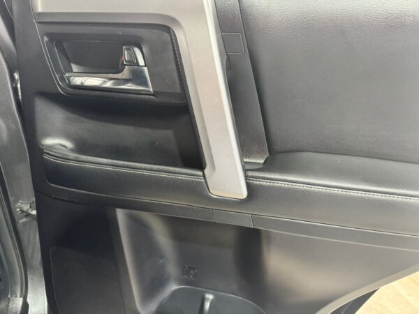 TOYOTA 4RUNNER LIMITED 2014 - Imagen 24