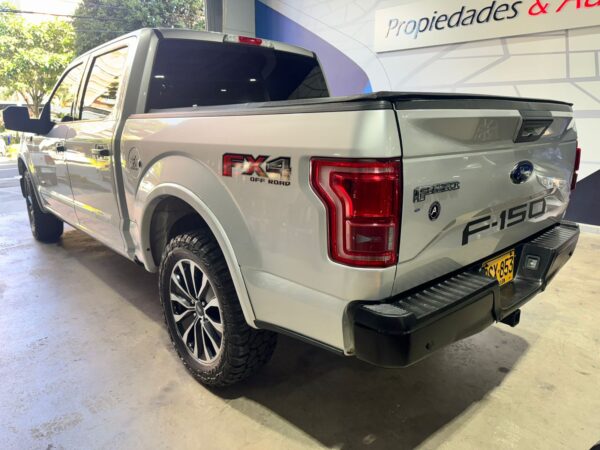 FORD F-150 LARIAT 2017 - Imagen 7