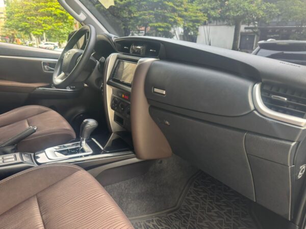 TOYOTA FORTUNER STREET 2020 - Imagen 17