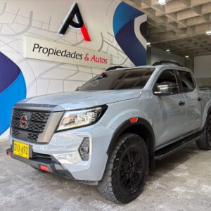 NISSAN FRONTIER PRO4X 2023