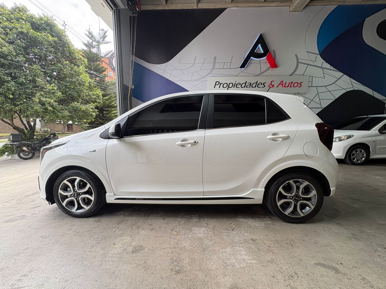 KIA PICANTO GT LINE 2025 - Imagen 8