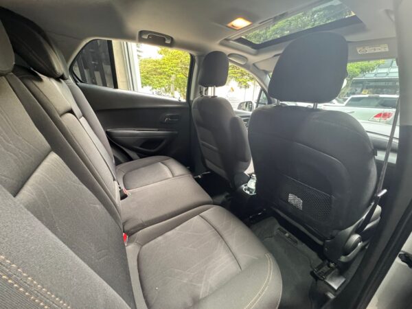 CHEVROLET TRACKER LT 1.8 2018 - Imagen 15