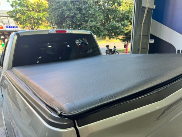 FORD F-150 LARIAT 2017 - Imagen 16