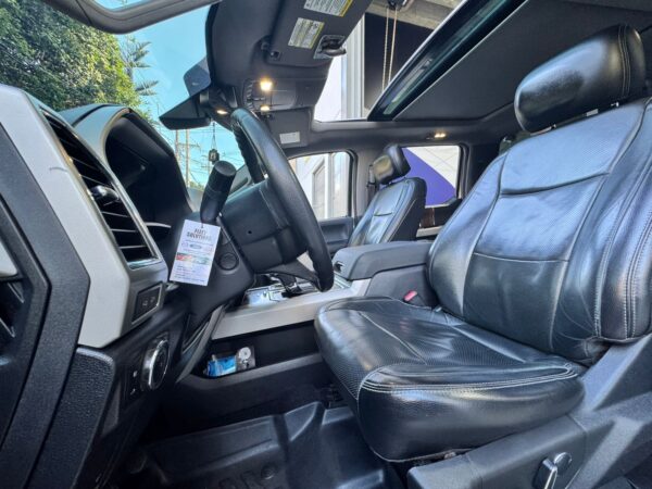 FORD F-150 LARIAT 2017 - Imagen 13