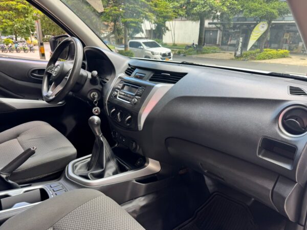 NISSAN FRONTIER ESTACA PÚBLICA 2022 - Imagen 15