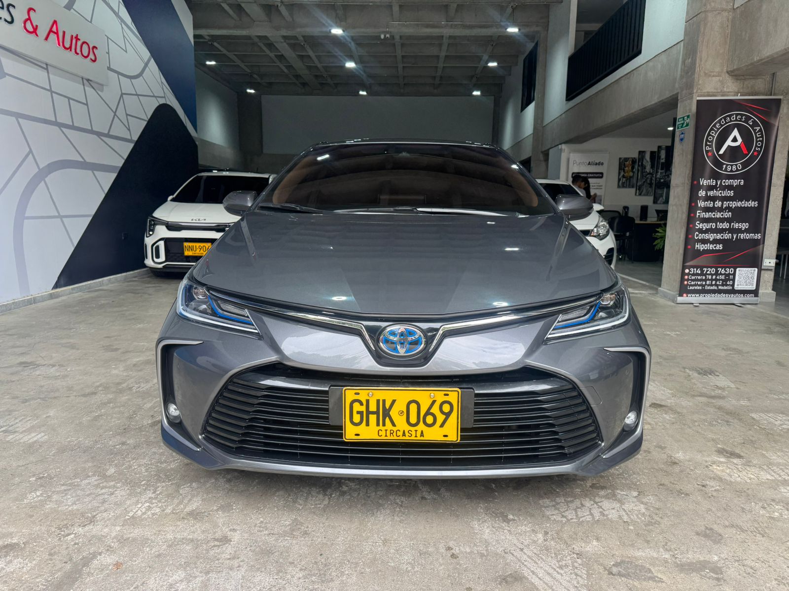 TOYOTA COROLLA SE-G HIBRIDO 2023 - Imagen 2
