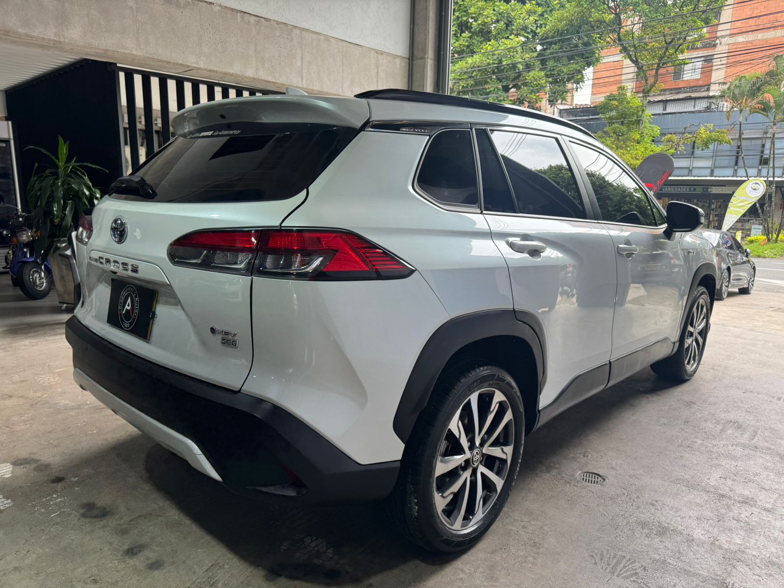 TOYOTA COROLLA CROSS HEV SEG 2025 - Imagen 5