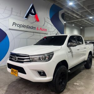 TOYOTA HILUX SRV 2017