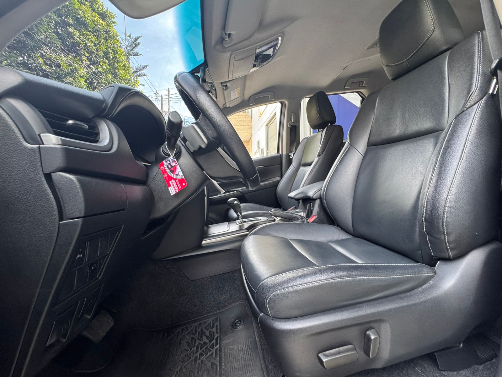 TOYOTA FORTUNER SRV 2021 - Imagen 11