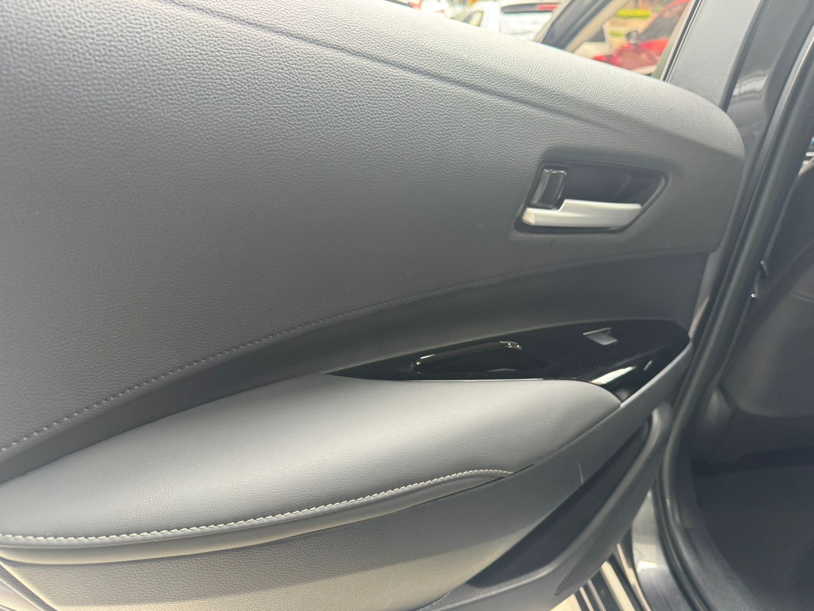 TOYOTA COROLLA SE-G HIBRIDO 2023 - Imagen 16