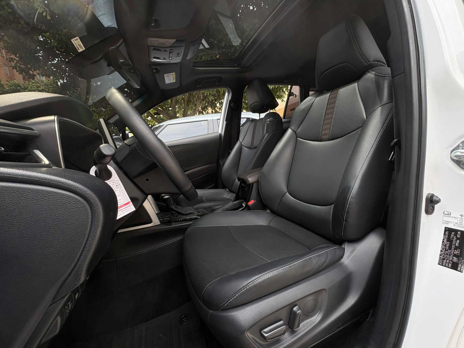 TOYOTA COROLLA CROSS HEV SEG 2025 - Imagen 13