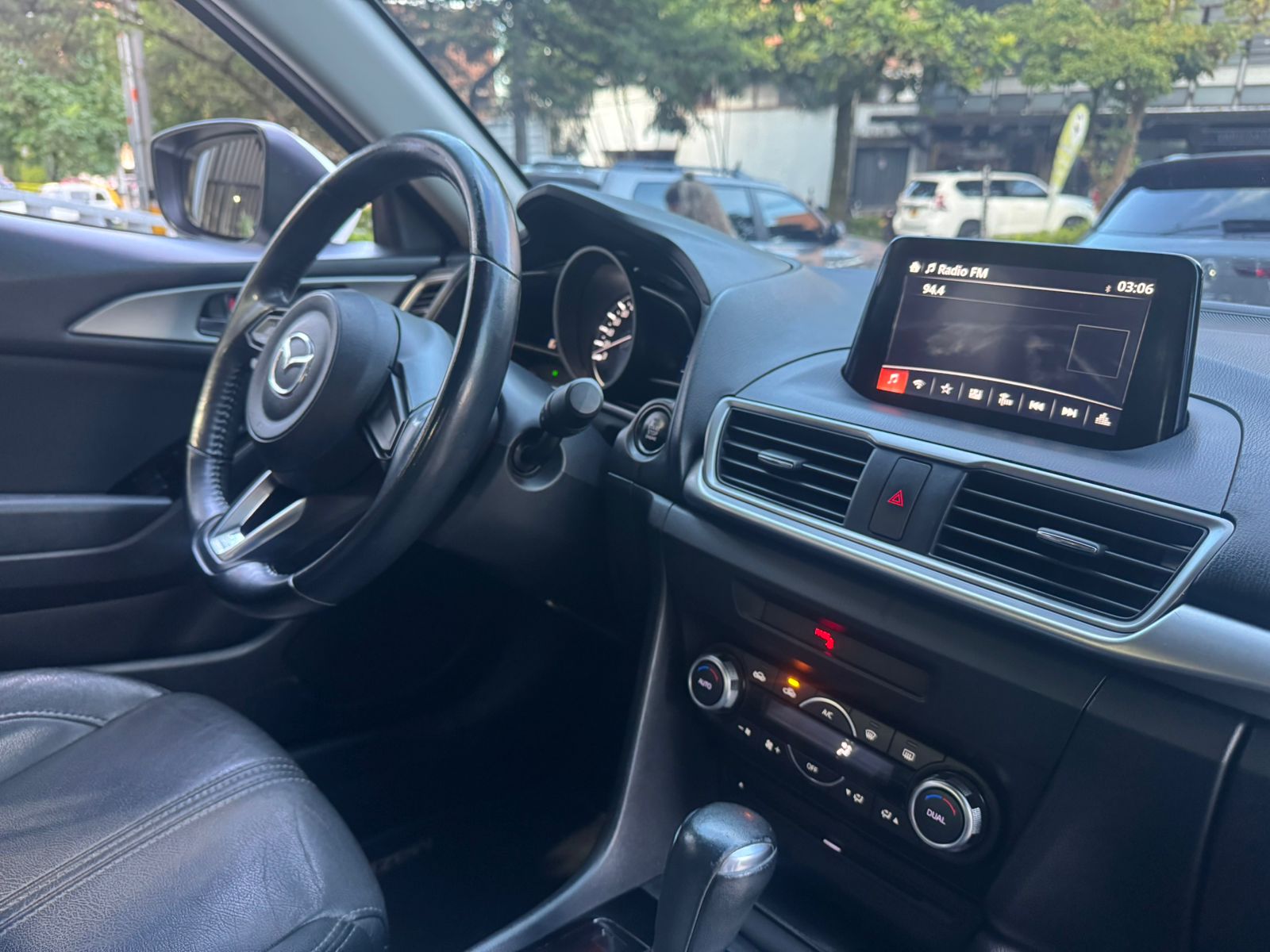 MAZDA 3 TOURING 2018 - Imagen 18