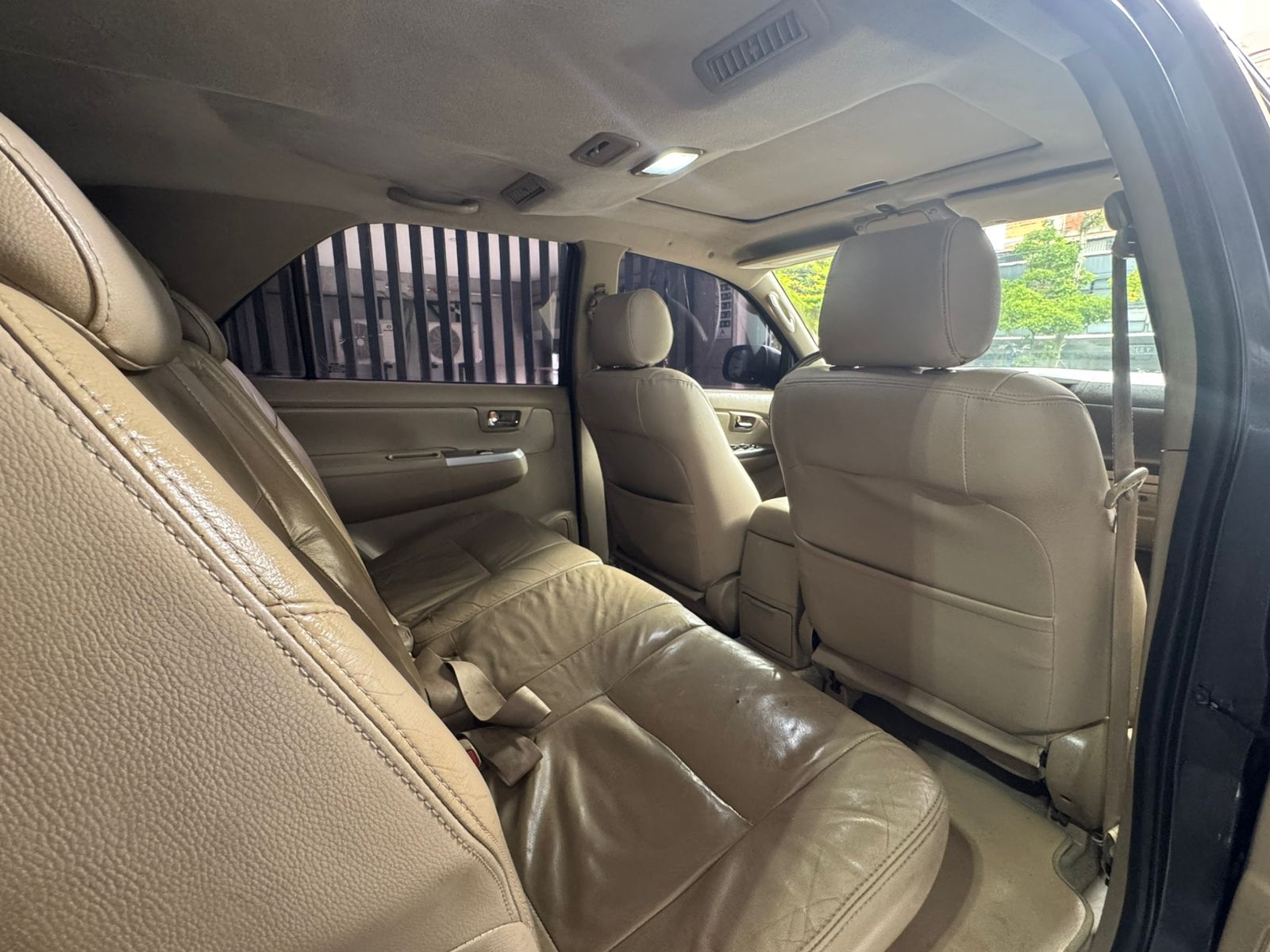 TOYOTA FORTUNER SR5 2011 - Imagen 13