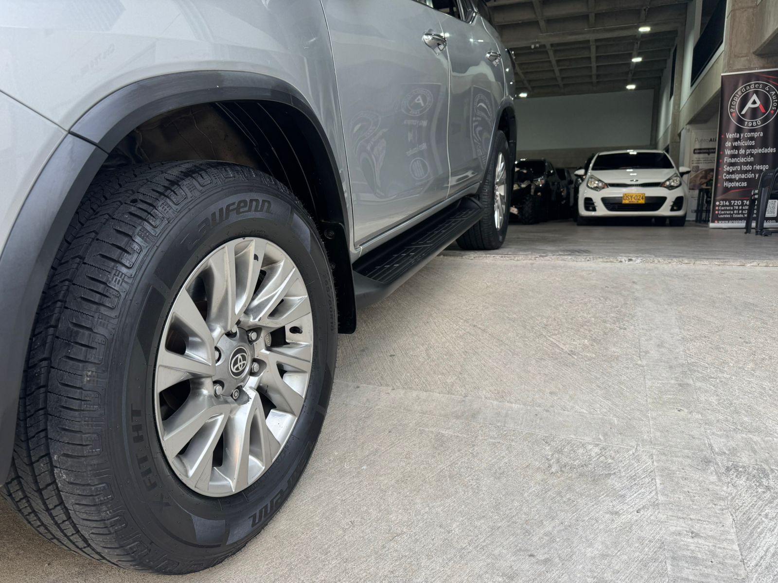 TOYOTA FORTUNER SRV 2021 - Imagen 23