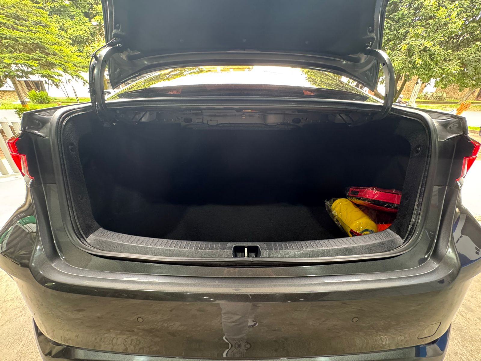 TOYOTA COROLLA SE-G HIBRIDO 2023 - Imagen 17