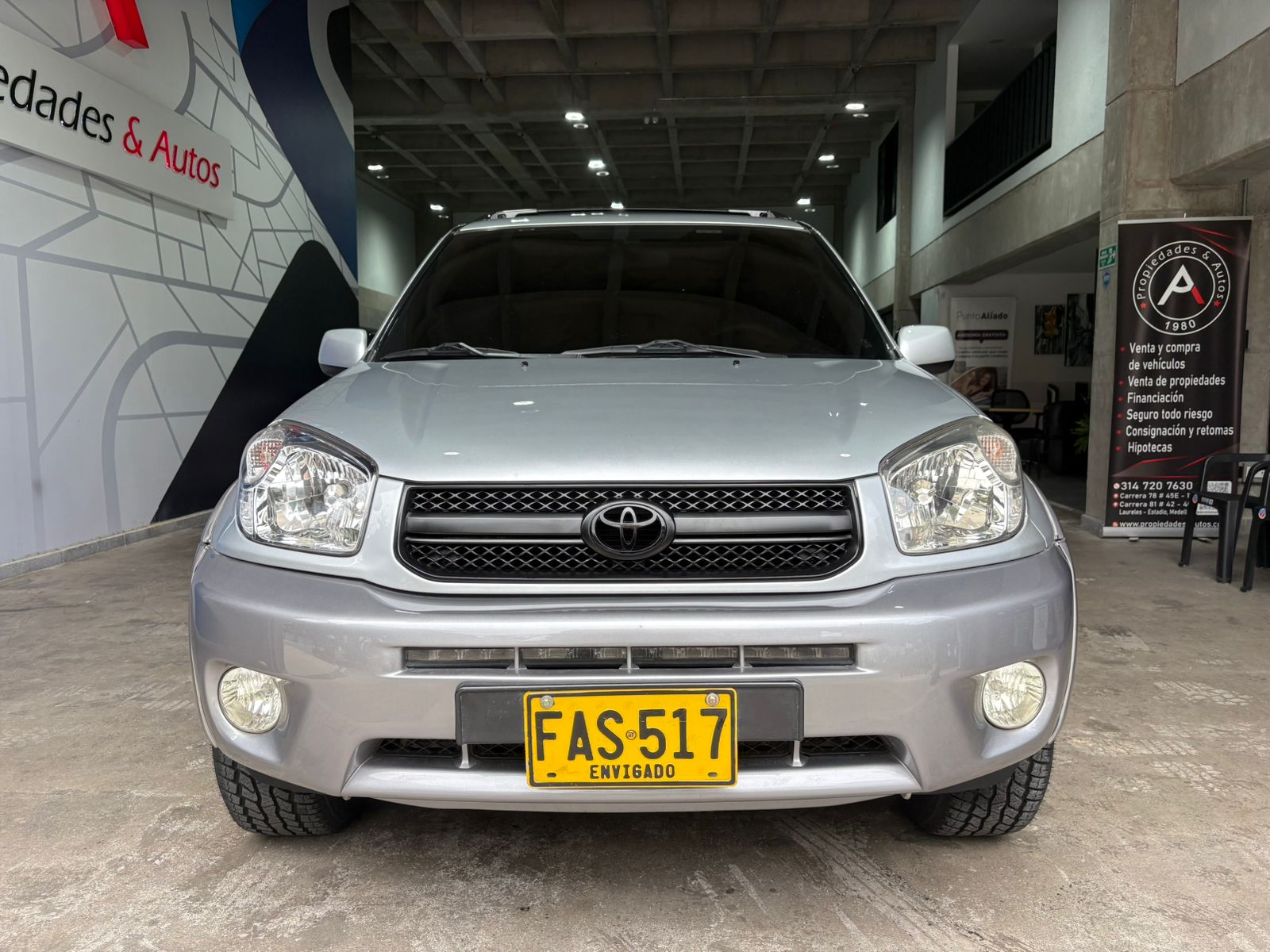 TOYOTA RAV4 2004 - Imagen 2