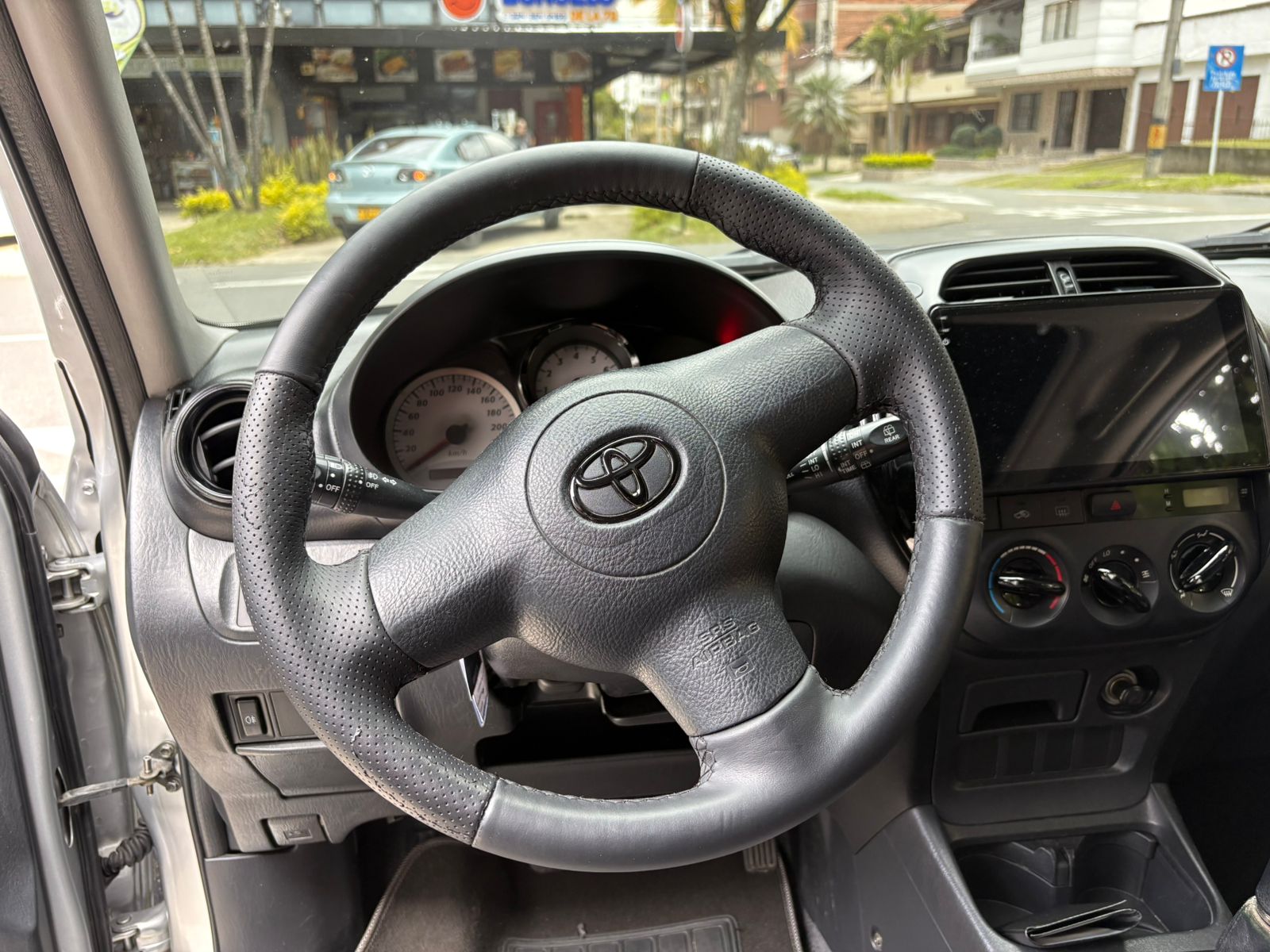 TOYOTA RAV4 2004 - Imagen 12