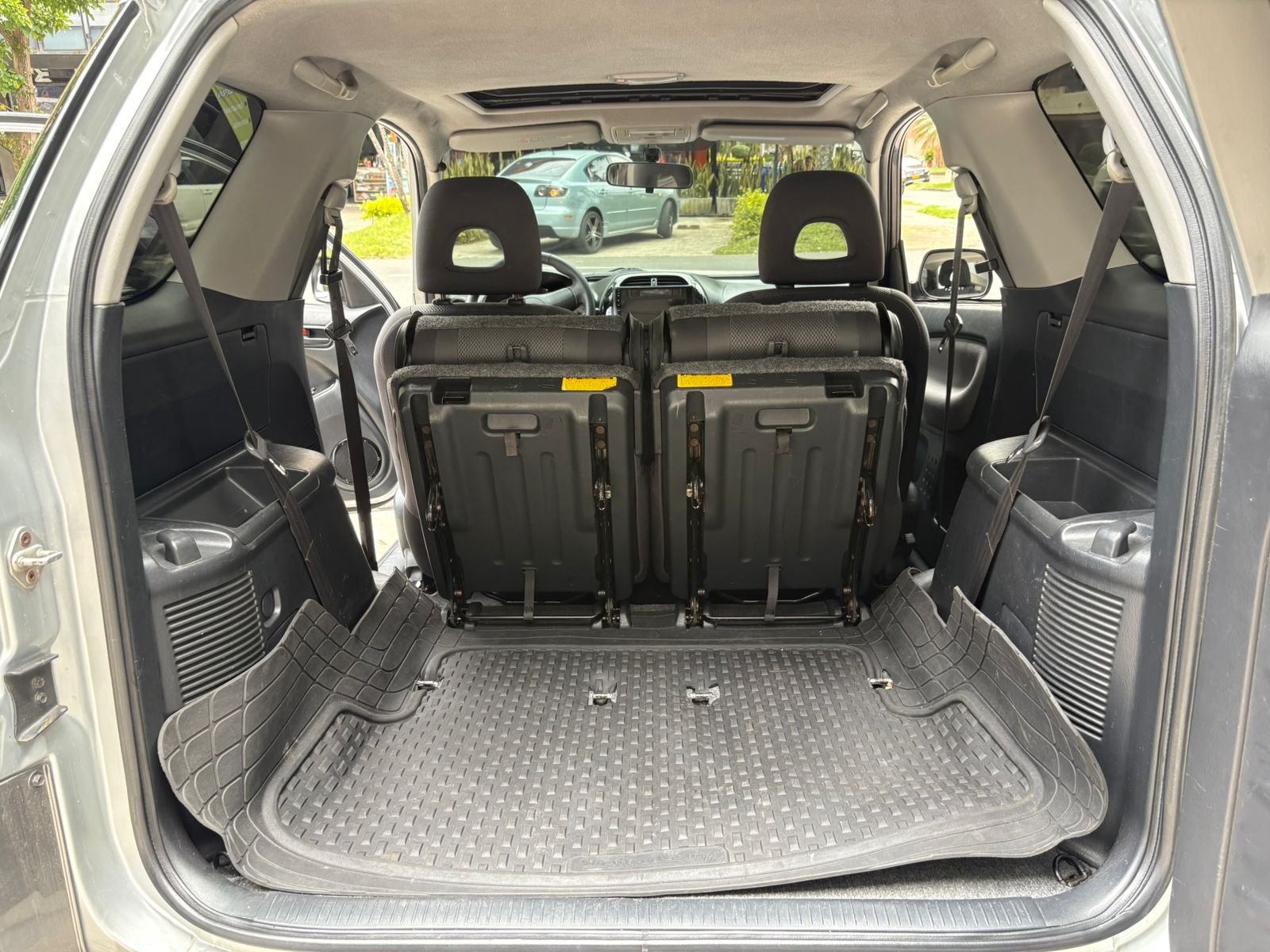 TOYOTA RAV4 2004 - Imagen 17