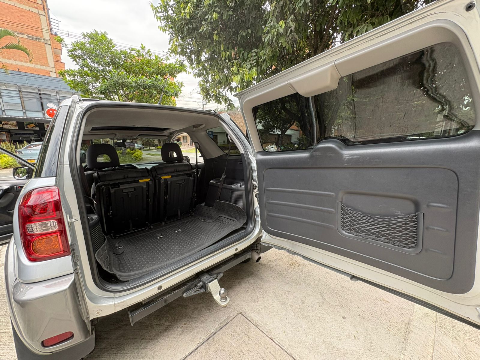 TOYOTA RAV4 2004 - Imagen 18