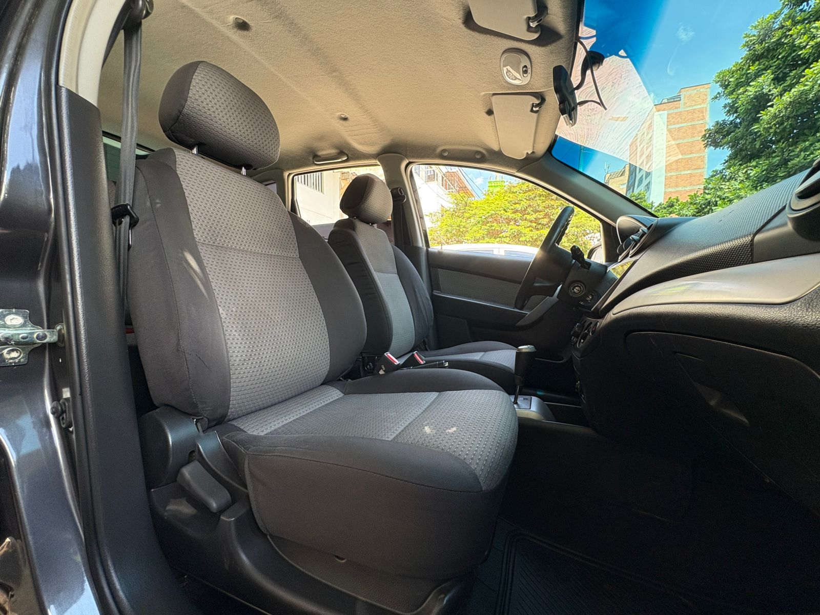 CHEVROLET AVEO EMOTION GT 2012 - Imagen 24