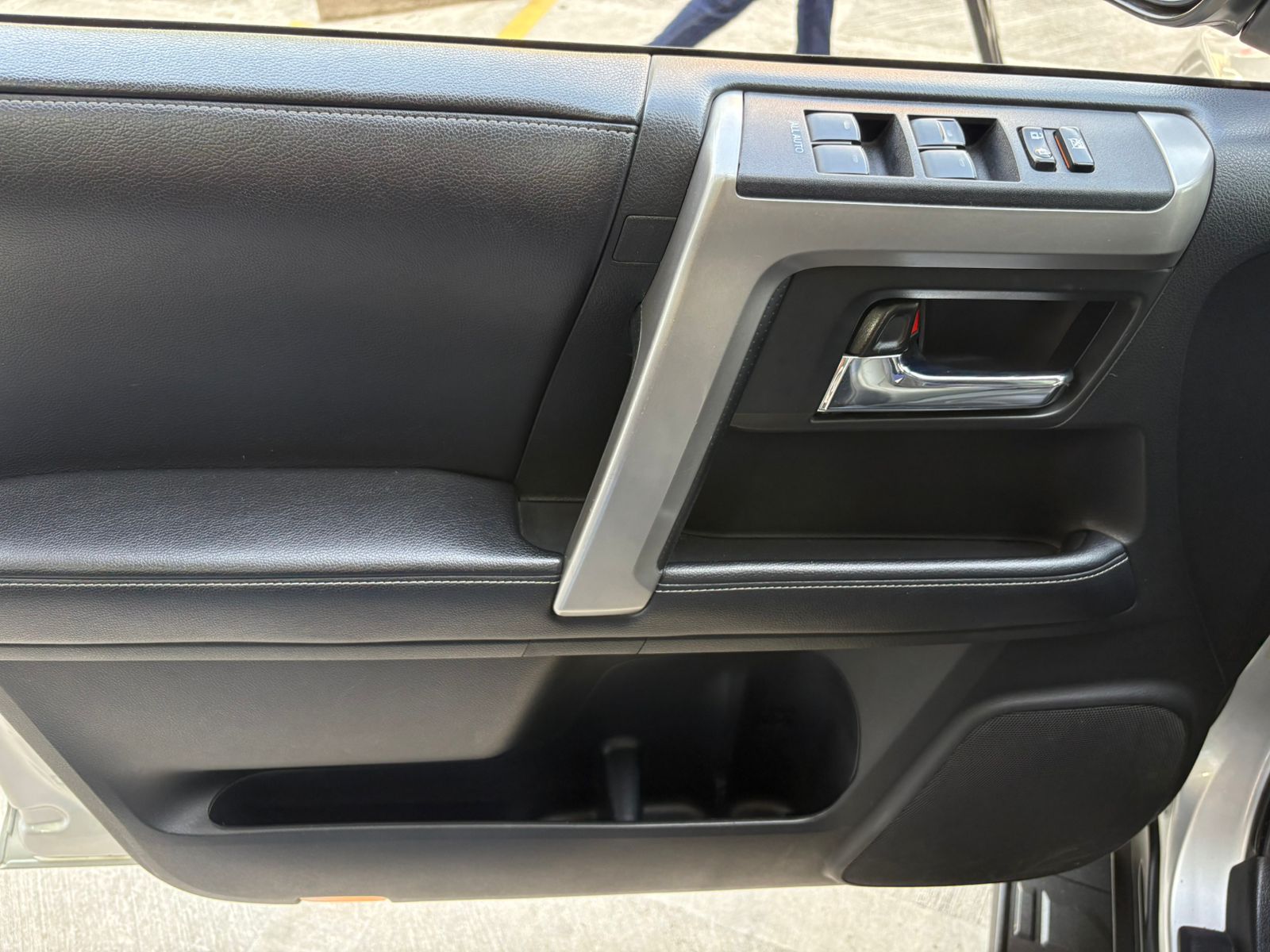 TOYOTA 4RUNNNER SR5 2018 - Imagen 14