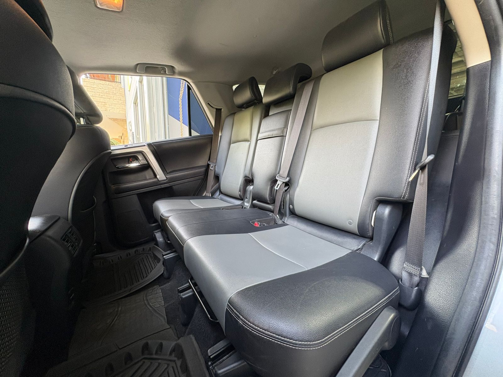 TOYOTA 4RUNNNER SR5 2018 - Imagen 16