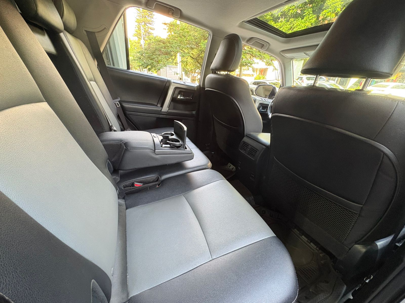 TOYOTA 4RUNNNER SR5 2018 - Imagen 19