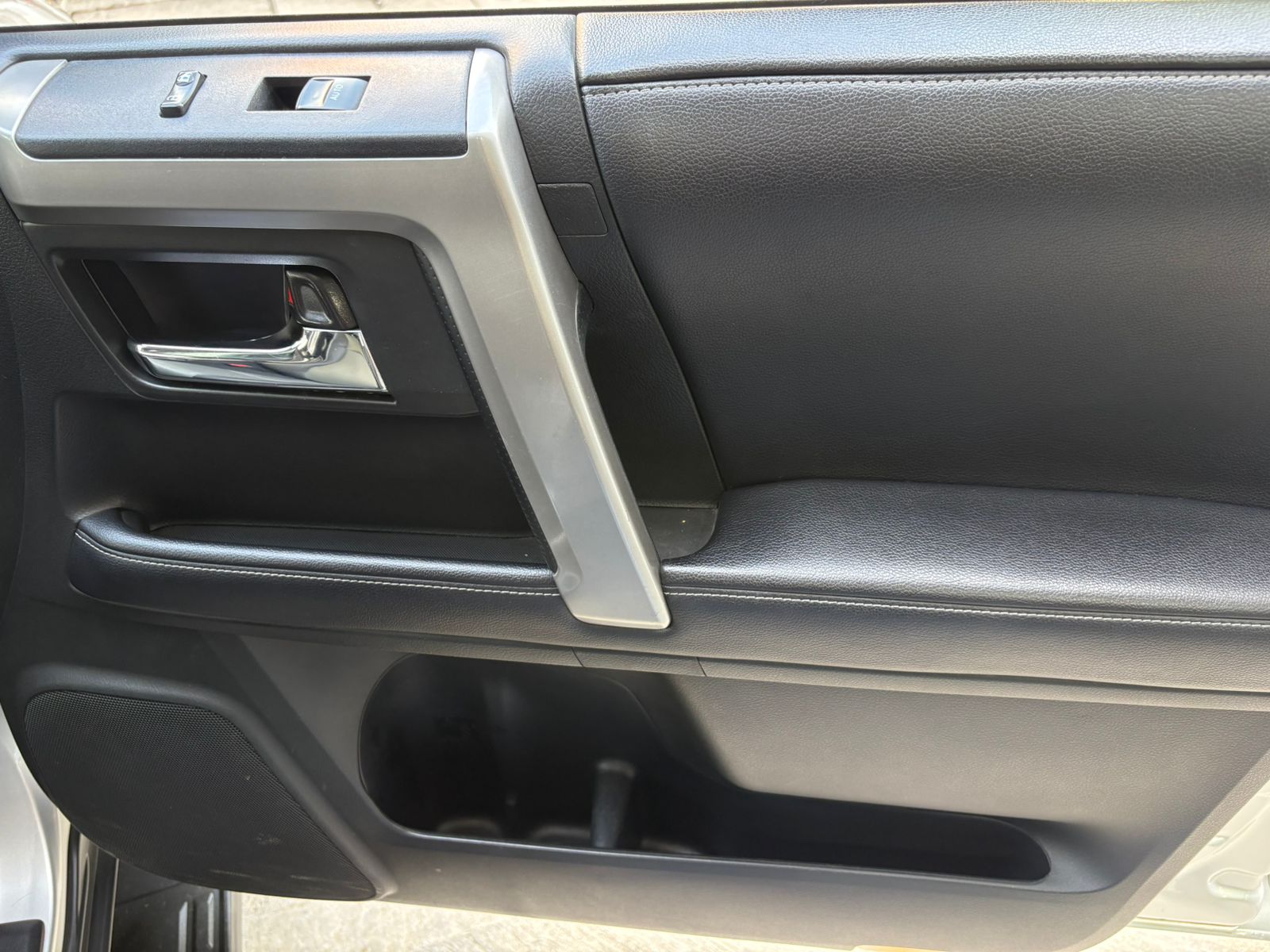 TOYOTA 4RUNNNER SR5 2018 - Imagen 27