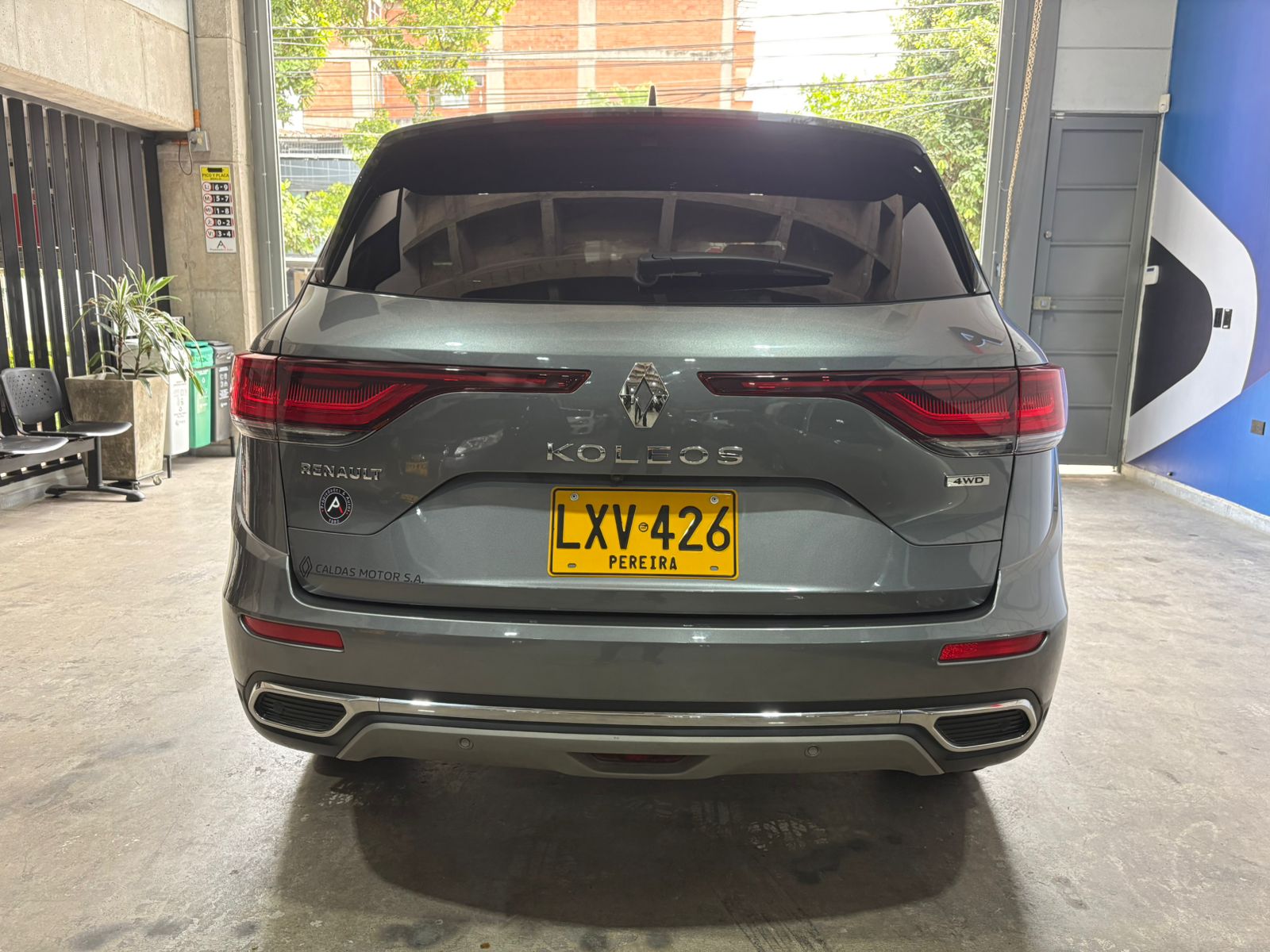 RENAULT NEW KOLEOS INTENS 2024 - Imagen 6