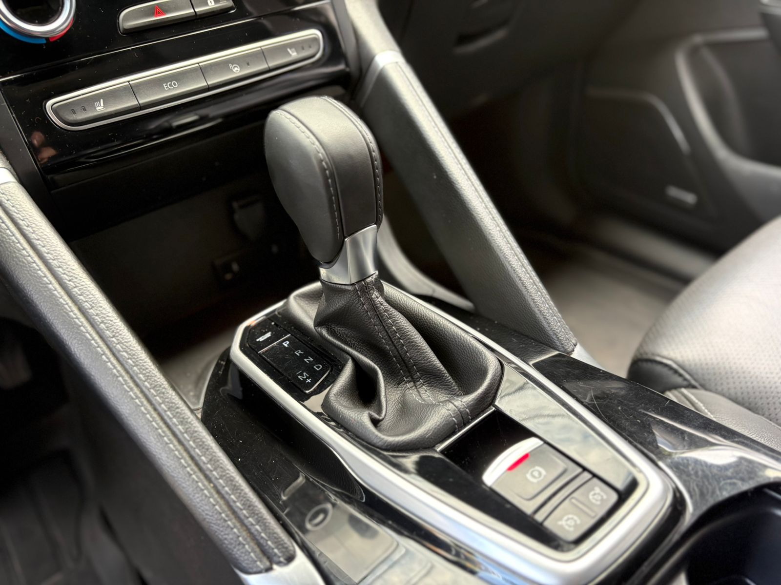 RENAULT NEW KOLEOS INTENS 2024 - Imagen 26