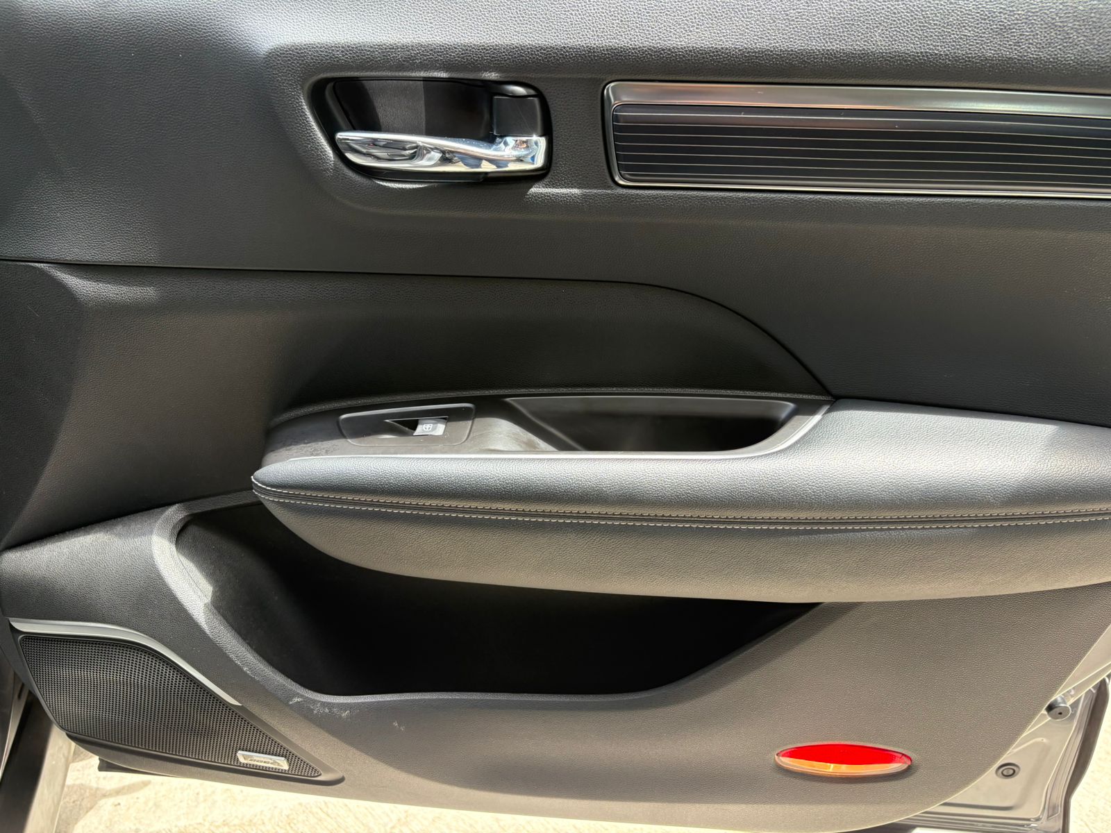 RENAULT NEW KOLEOS INTENS 2024 - Imagen 28