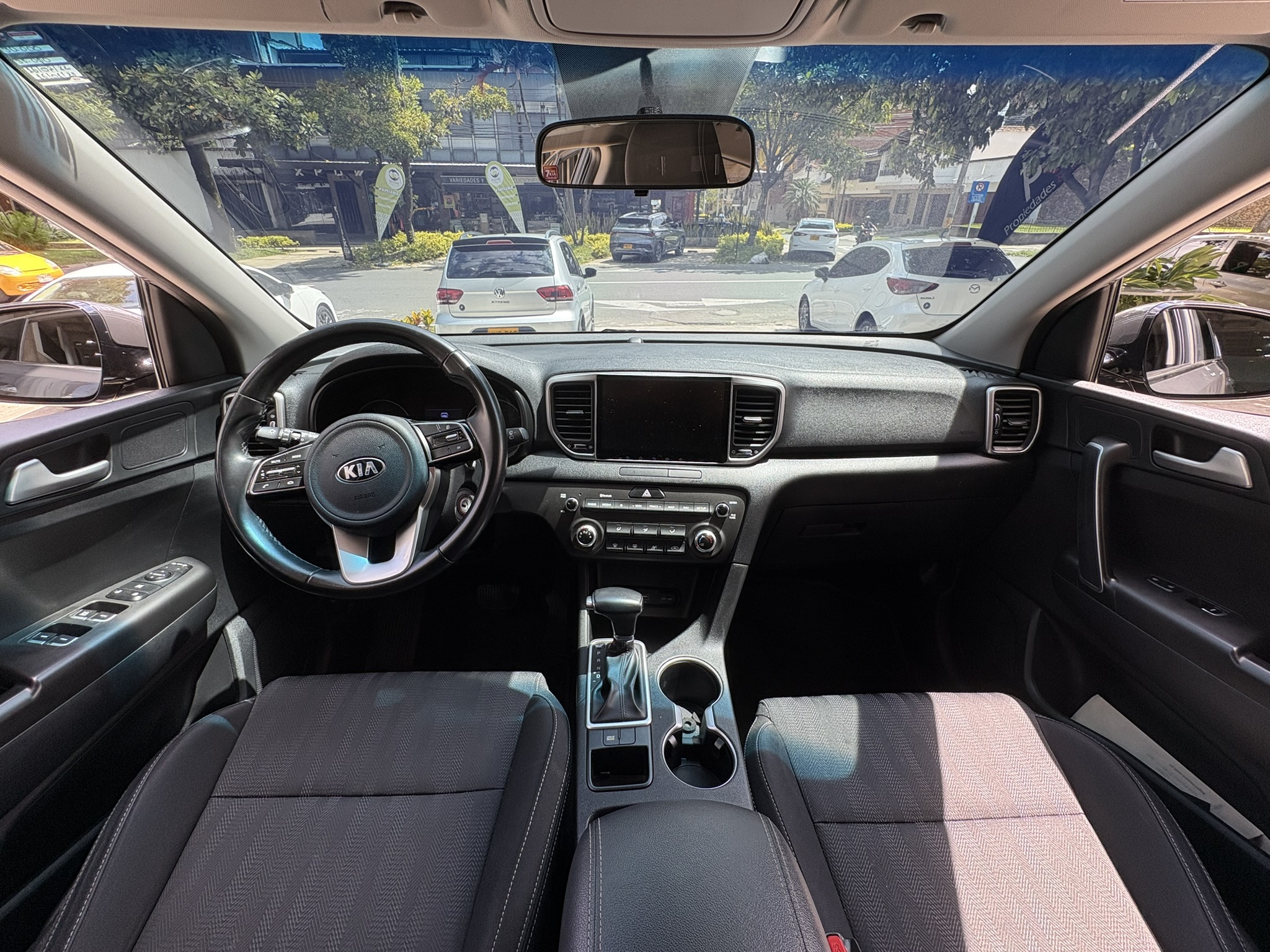 KIA SPORTAGE DESIRE 2020 - Imagen 9