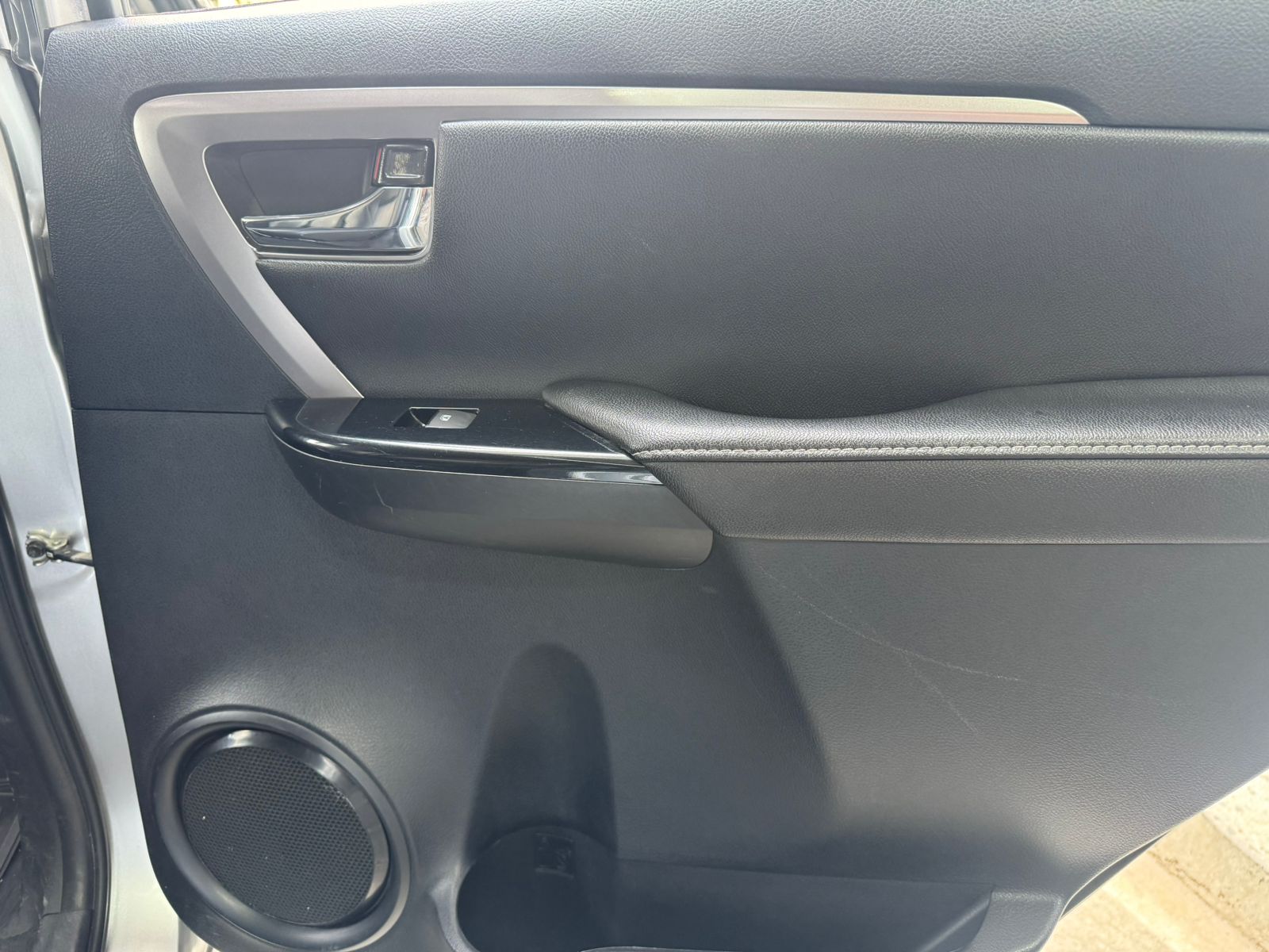 TOYOTA FORTUNER SRV 2021 - Imagen 17