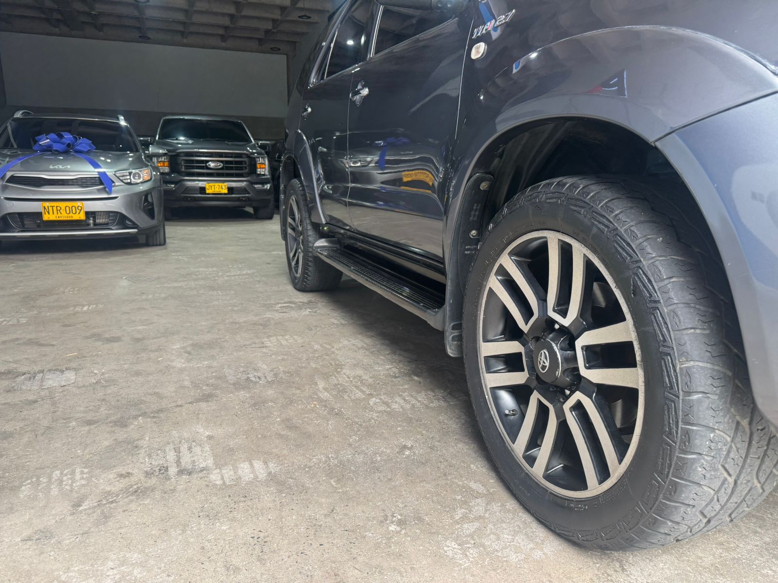 TOYOTA FORTUNER SR5 2011 - Imagen 19