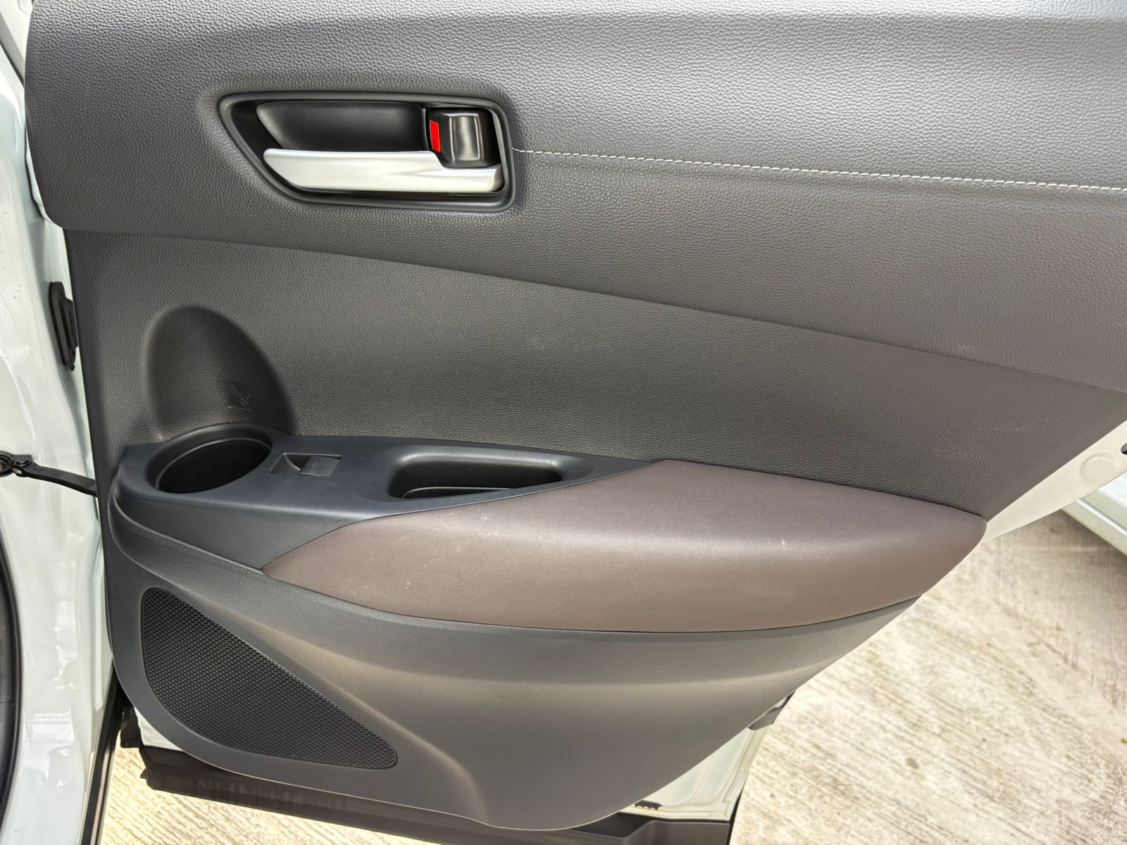 TOYOTA COROLLA CROSS HEV SEG 2025 - Imagen 21