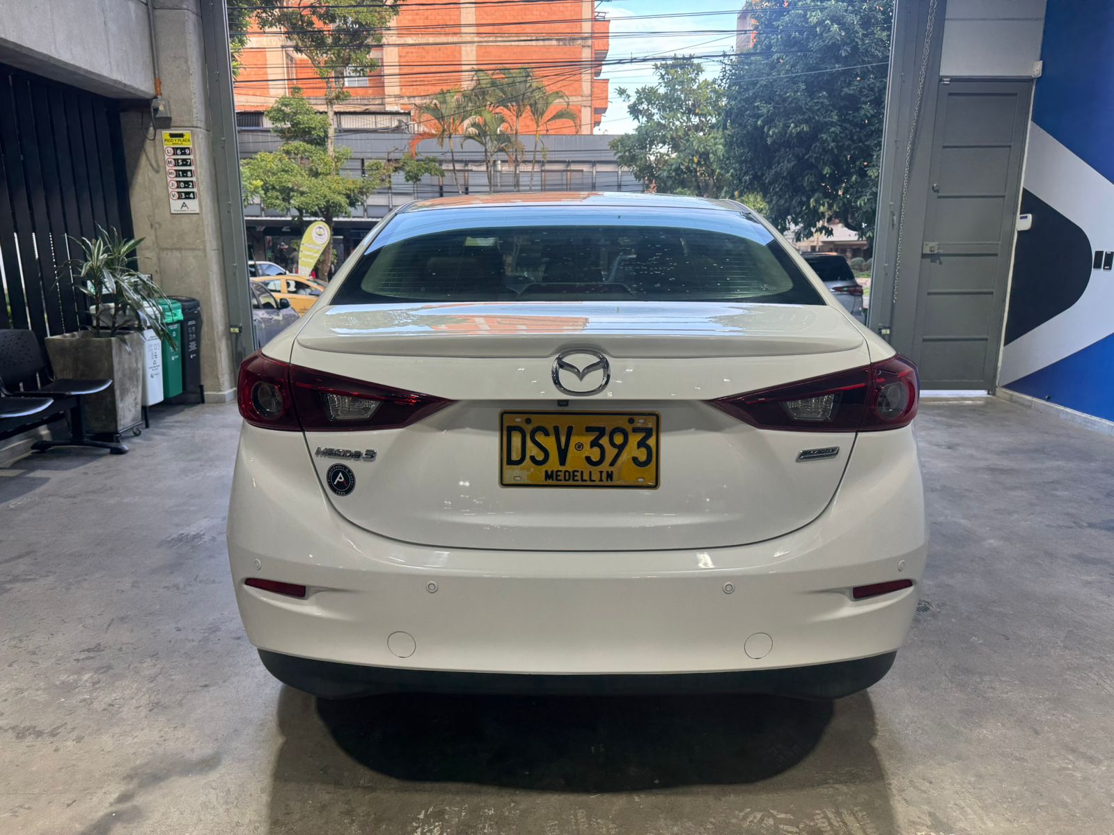 MAZDA 3 TOURING 2018 - Imagen 6