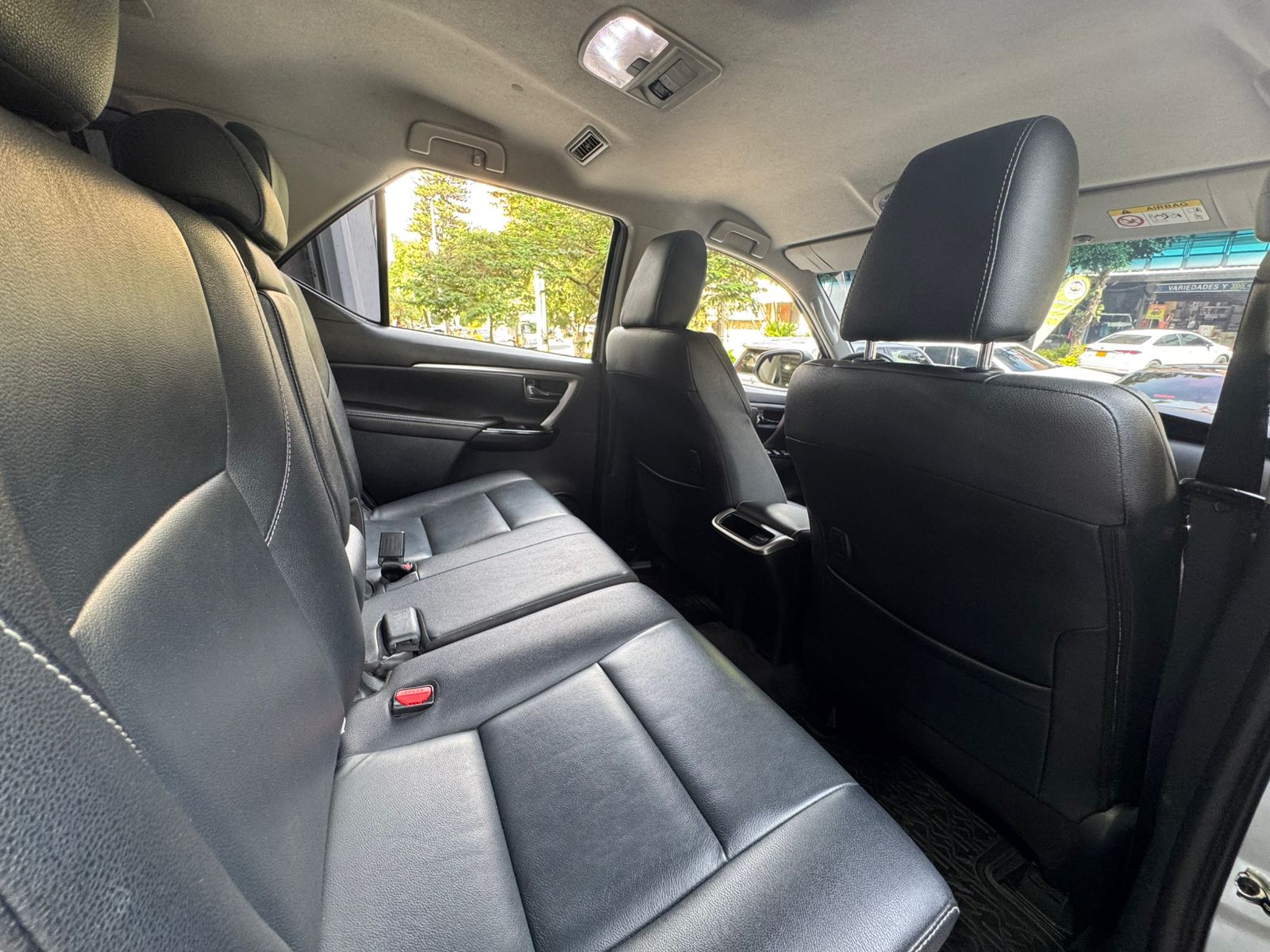 TOYOTA FORTUNER SRV 2021 - Imagen 16